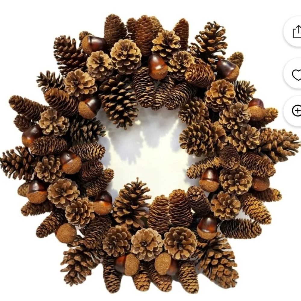 Natural Pinecone Holiday Wreath